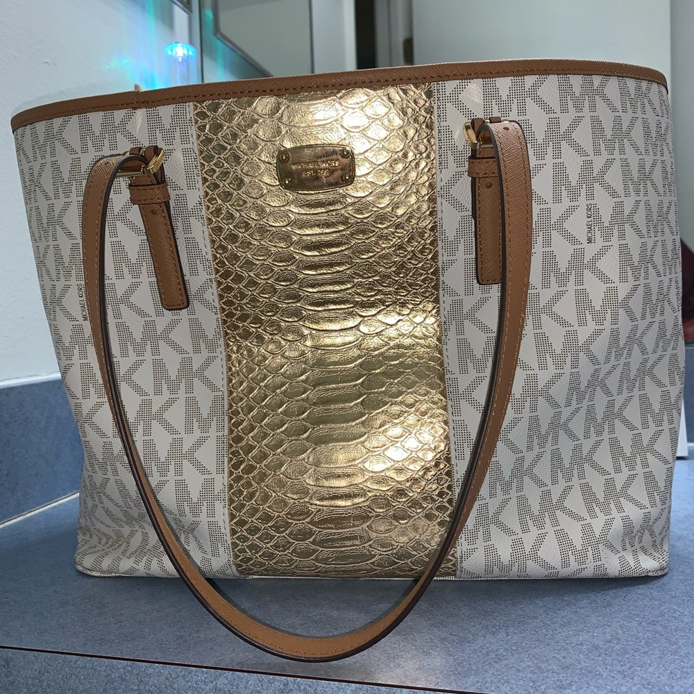 Large Michael Kors Bag